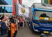 Walikota Bandar Lampung Eva Dwiana Laksanakan Pelepasan Jemaah Umroh