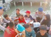 Ditpolairud Polda Lampung Gelar Perpustakaan Terapung: Dukung Pendidikan Anak Pesisir