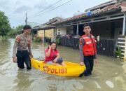Polda Lampung Bantu Warga Terdampak Banjir
