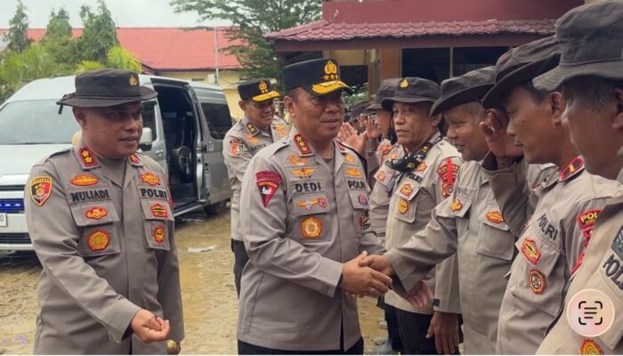 Wakapolri Tinjau Penanganan Dampak Bencana di Aceh Tamiang, Ratusan Kendaraan dan Personel Disiapkan
