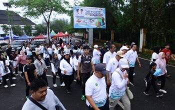 Antusias Sambut Kedatangan Presiden, Ribuan Warga Banten Meriahkan Jalan Sehat HPN 2026