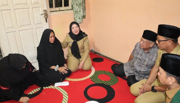 Dafi Ditemukan Meninggal Dunia, Wali Kota Eva Dwiana Sambangi Rumah Duka