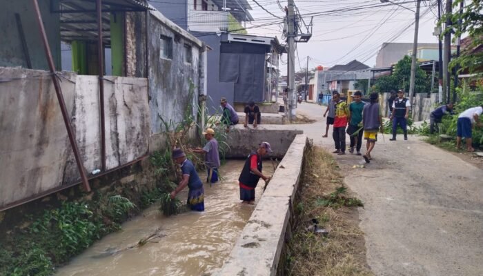 BMKG Prediksi Cuaca Ekstrem, Pemkot Bandar Lampung Instruksikan Aksi Bersih Drainase Serentak di 126 Kelurahan