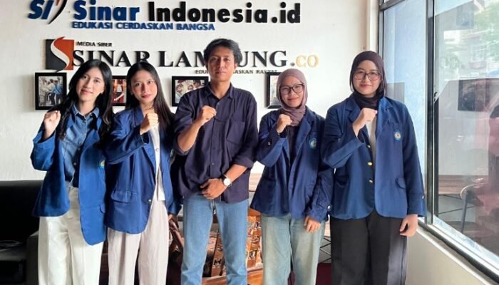 Mahasiswa Ilmu Komunikasi Unila Bedah Strategi Digital dan Eksistensi Media di Redaksi sinarlampung.co