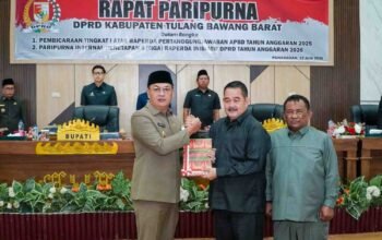 Rapat Paripurna DPRD Tubaba, Bahas LPj APBD 2025, Bupati Sampaikan Capaian Rekor 15 Kali WTP dan Evaluasi Program