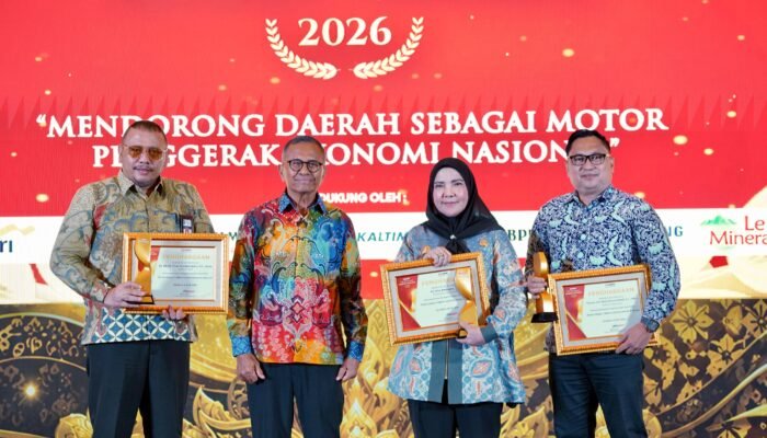 Dongkrak Ekonomi Lokal, Wali Kota Eva Dwiana Sabet Disway Top Regional Leader Awards 2026