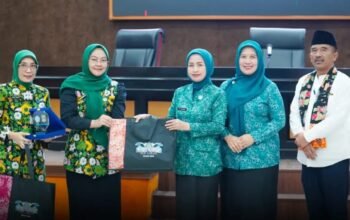 DPMD Kabupaten Bekasi Perkuat Kapasitas 10 Program Pokok PKK Lewat Gelari Pelangi 2026