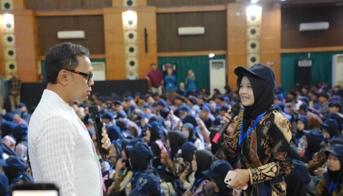Wamendagri Bima Ajak Generasi Muda Ambil Peran di Tengah Disrupsi Digital untuk Bangun Indonesia