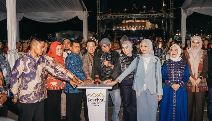 Resmi Ditutup, Gubernur Mirza Dorong Festival Krakatau Makin Kuat Gaet Wisatawan