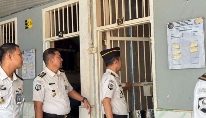 Perketat Pengamanan, Lapas Kelas I Bandar Lampung Gandeng K9 Polda Lampung Sterilisasi Barang Bawaan