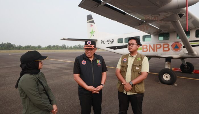 Pemprov Lampung Kerahkan Satgas Darat dan Udara Guna Padamkan Karhutla di Way Kambas
