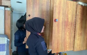 Tegaskan Deteksi Dini Bagian dari Kinerja, Kalapas Pimpin Pengawasan di Blok Hunian